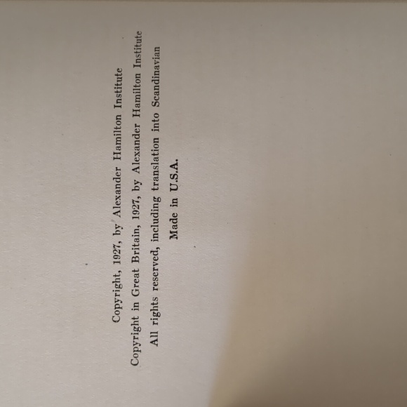 Modern Merchandising: Store Management and Business Organization - 1927 - Picture 7 of 11